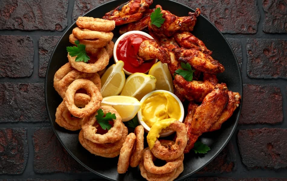 Explore the best condiment options for your restaurants and customers